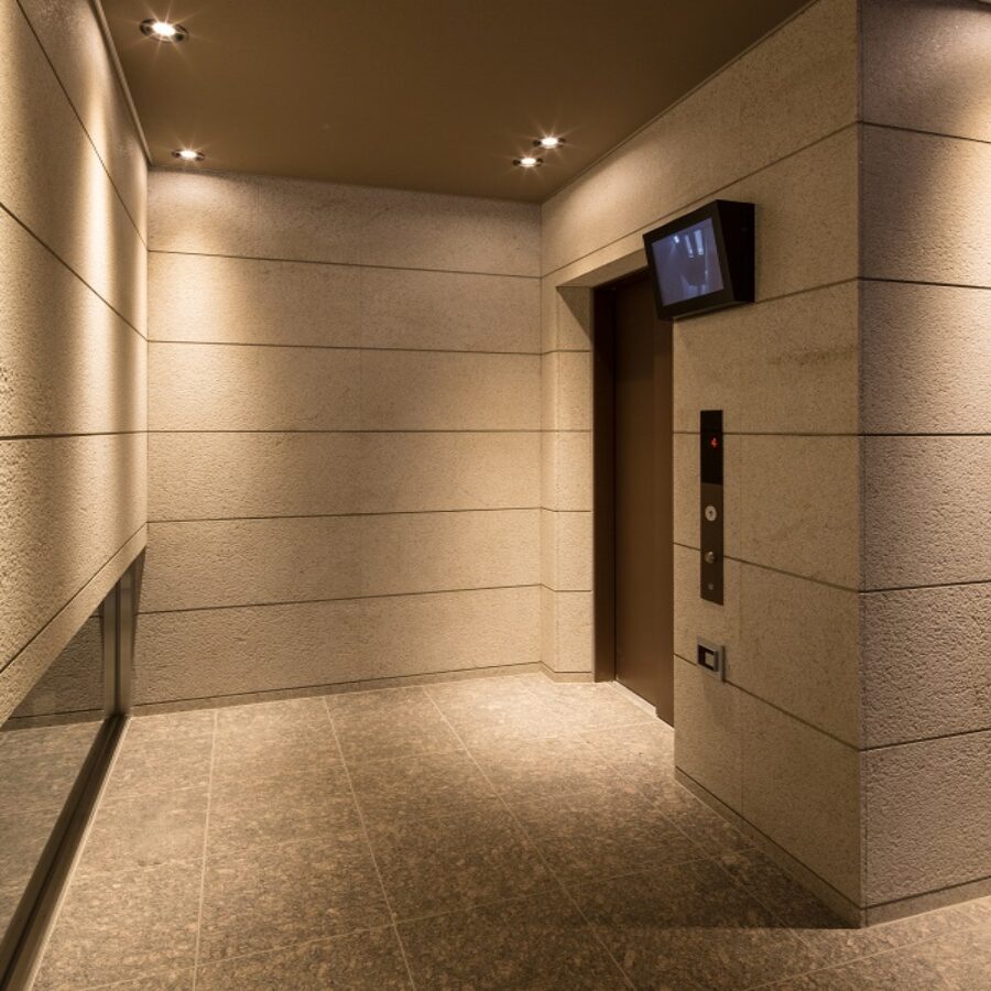 コンシェリア新宿 HILLSIDE SQUARE エレベーターホール