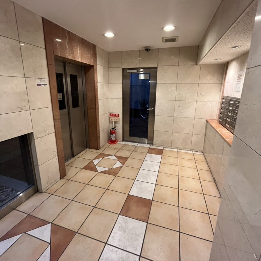 モノリス 共用部
