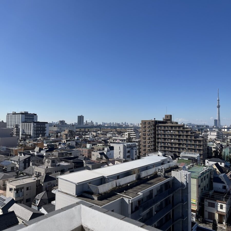 モノリス 外観
