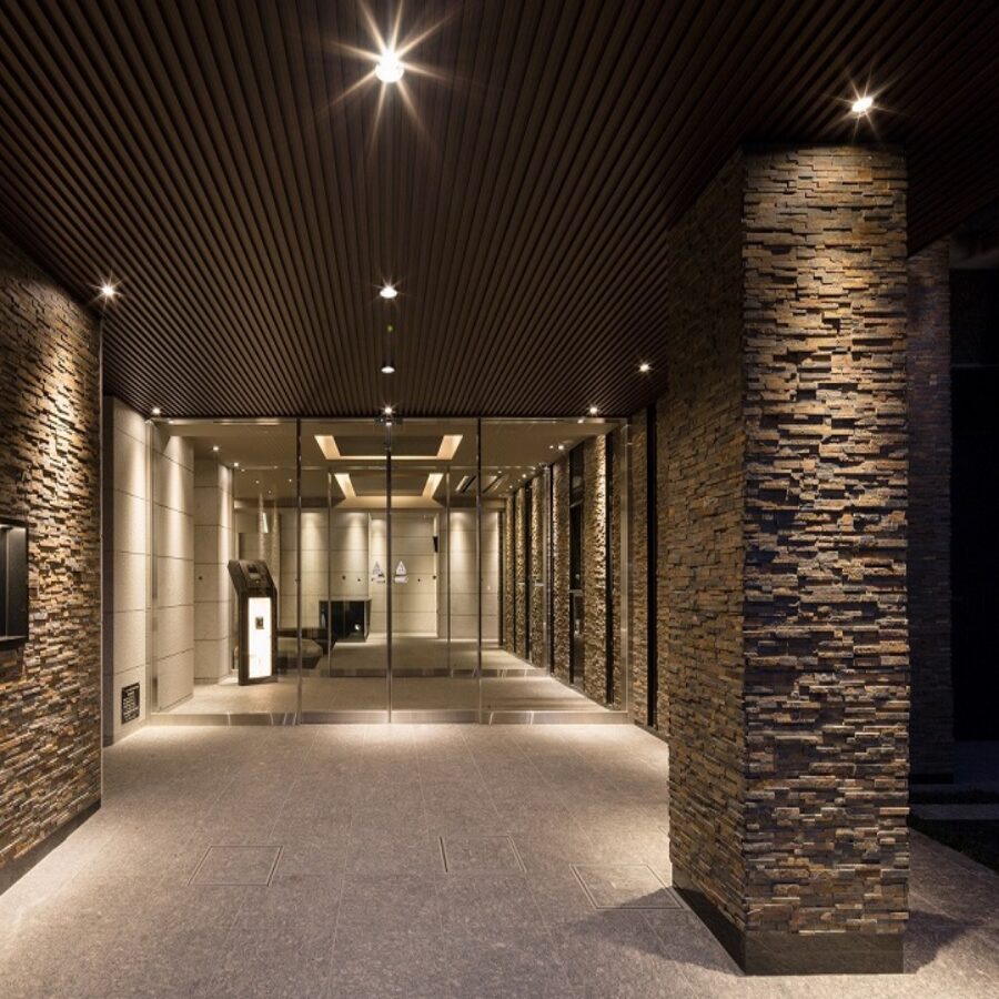 コンシェリア新宿HILLSIDESQUARE アプローチ